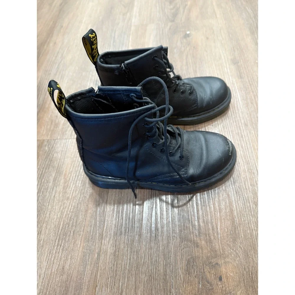 Dr. Martens classic cool